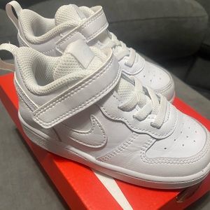 Nike sneakers for your toddler 👟
